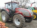 VALTRA T120 Tractor